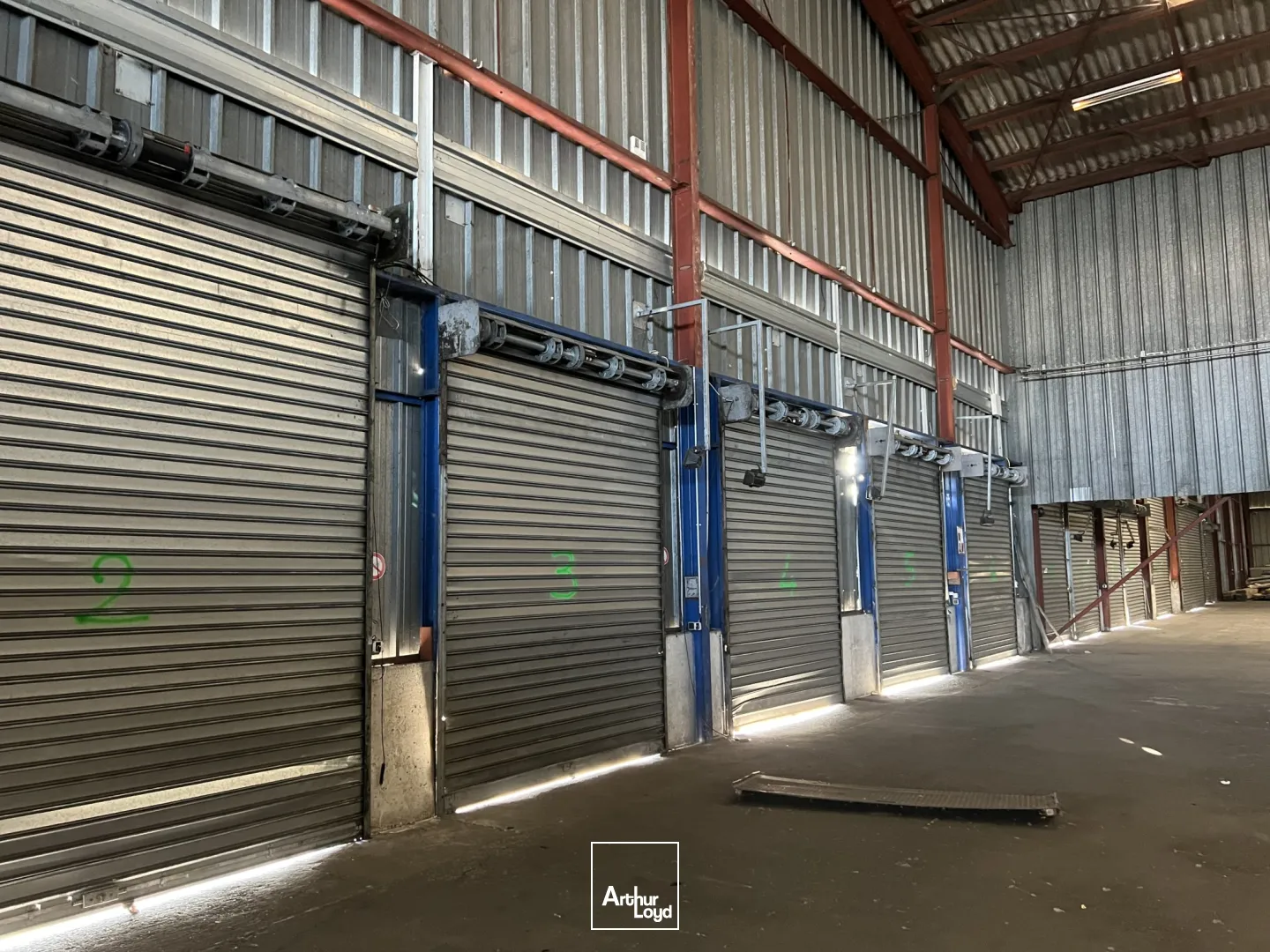 Idéal transporteur / logisticien - Cellule de stockage logistique à louer de 3 150 m2 - Nord/Est Métropole d'Orléans - PA de l'Hervelyne