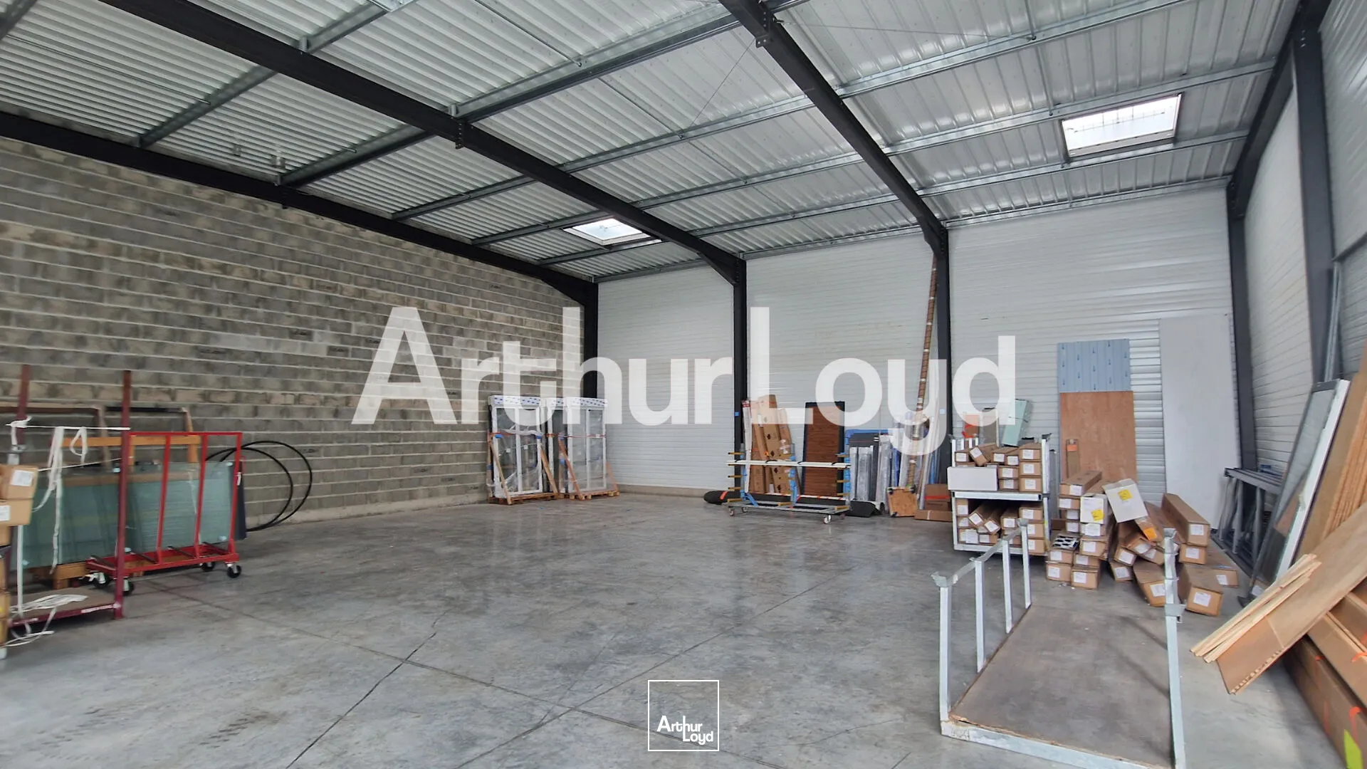 Local d'activité Fleury Sur Orne 253 m²