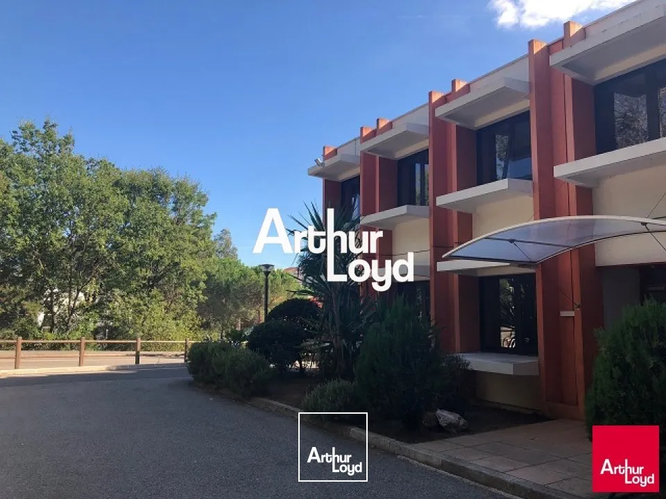 Bureaux 127.51 m² en RDC à louer - Sophia Antipolis