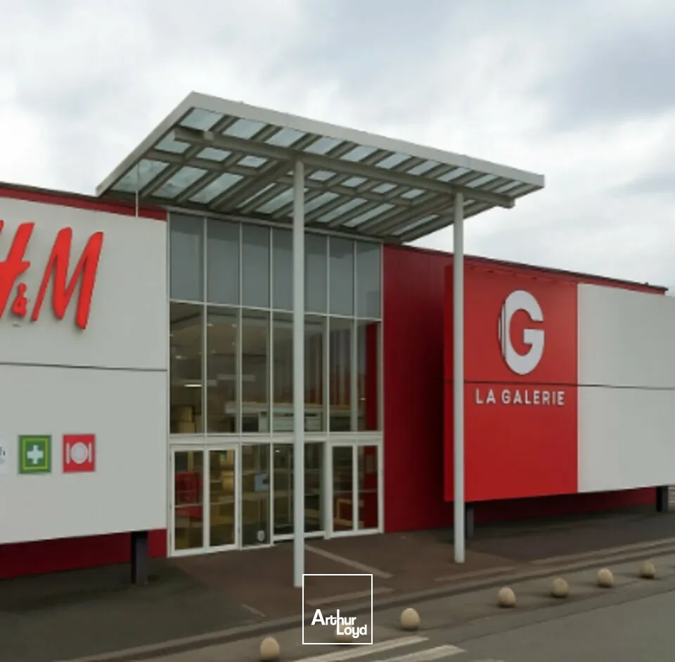 UNE OPPORTUNITÉ STRATÉGIQUE DANS UN ENVIRONNEMENT COMMERCIAL DYNAMIQUE