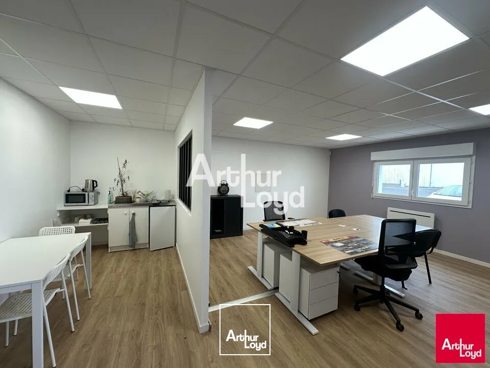 LIFFRE - LOCAL D'ACTIVITE A VENDRE - 300 M²