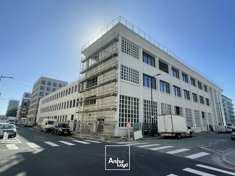 A VENDRE - LE HAVRE HYPER CENTRE - BUREAUX - 549 m2 DIVISIBLES - NEUF 