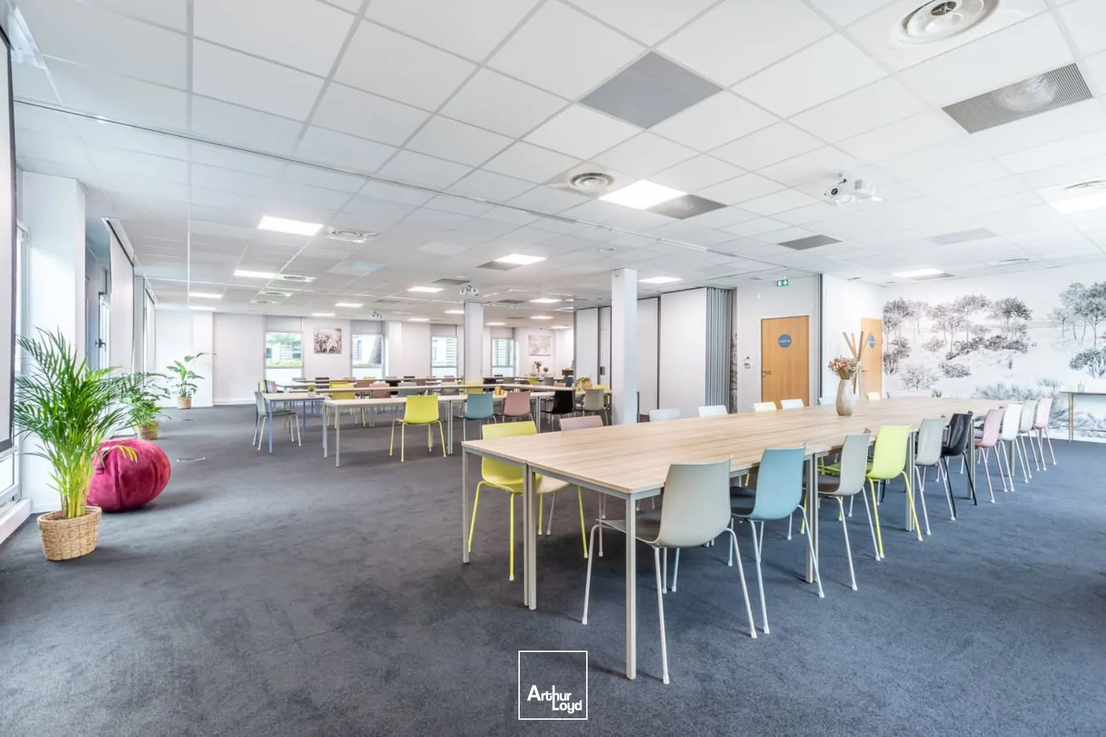 LOCATION DE BUREAUX EQUIPES ET MEUBLES - CHANTRERIE