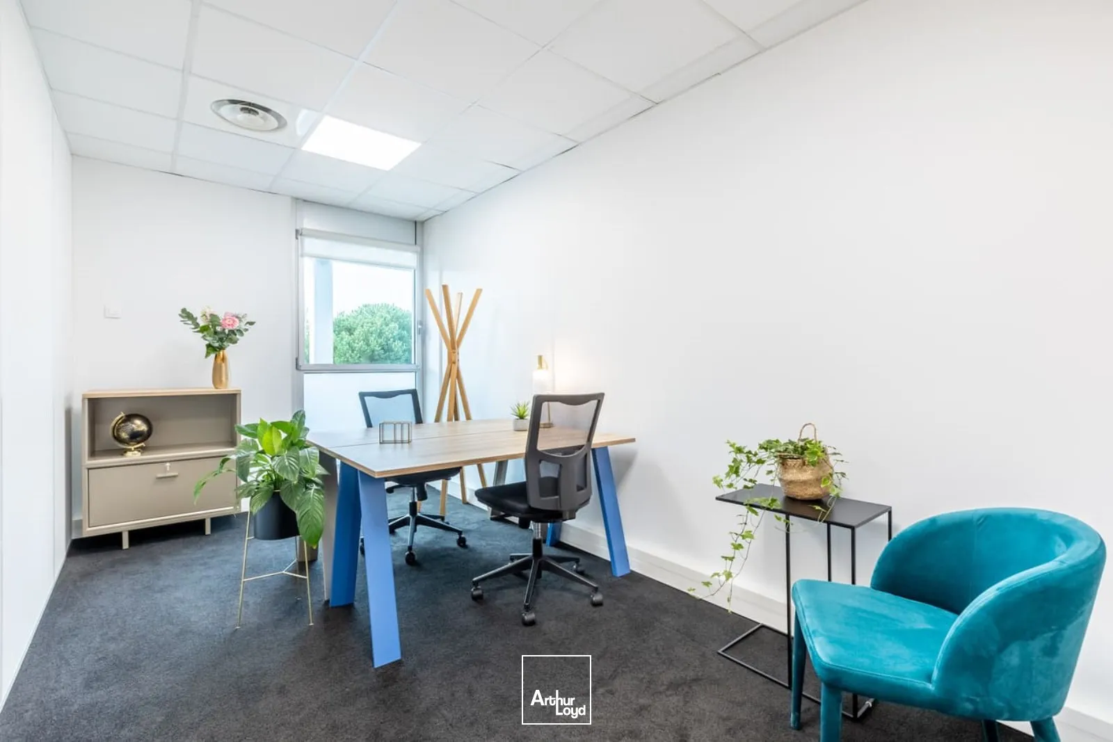 LOCATION DE BUREAUX EQUIPES ET MEUBLES - CHANTRERIE