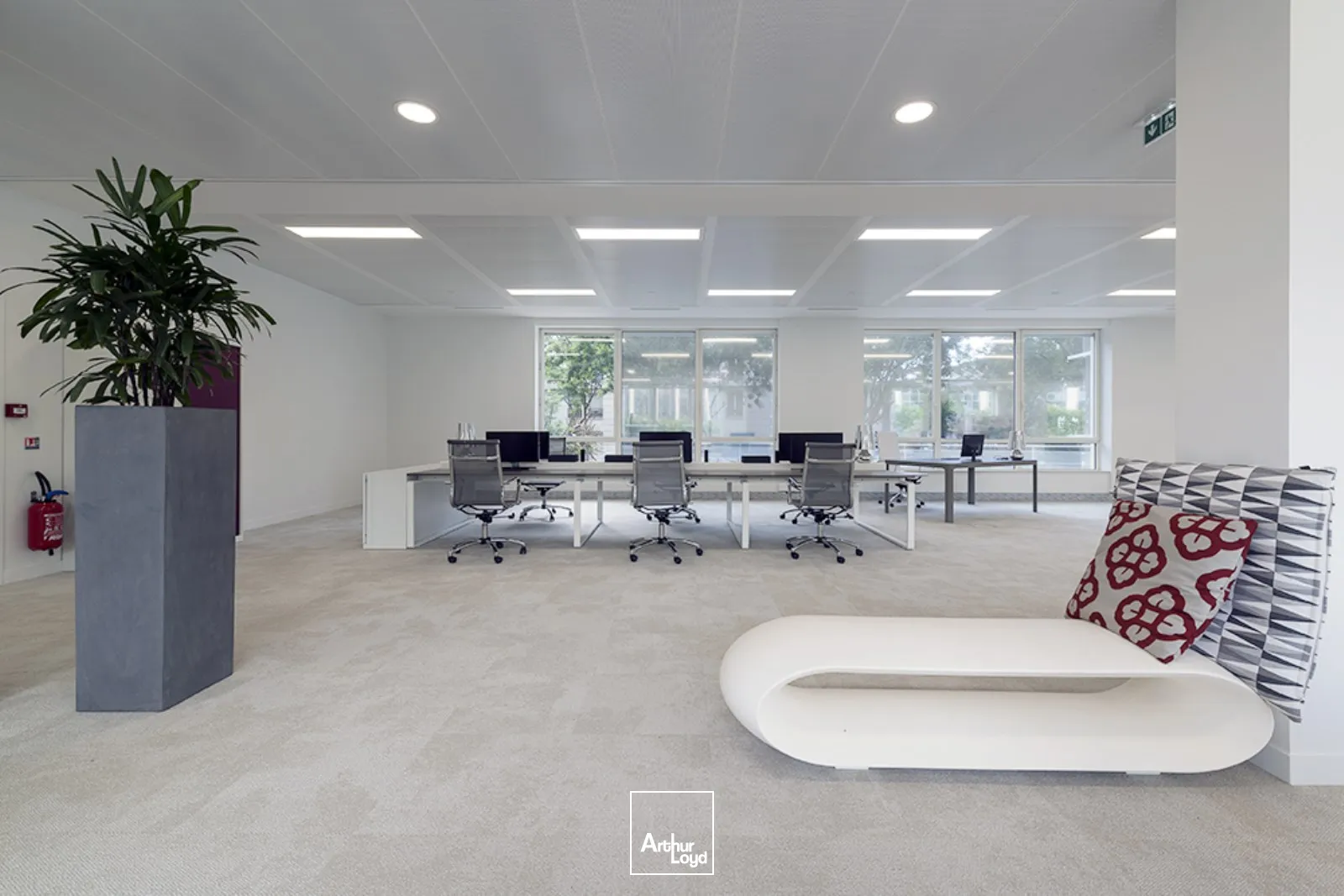 Mozaïk, bureaux lumineux et flexibles dans un immeuble de services, à Rueil sur Seine