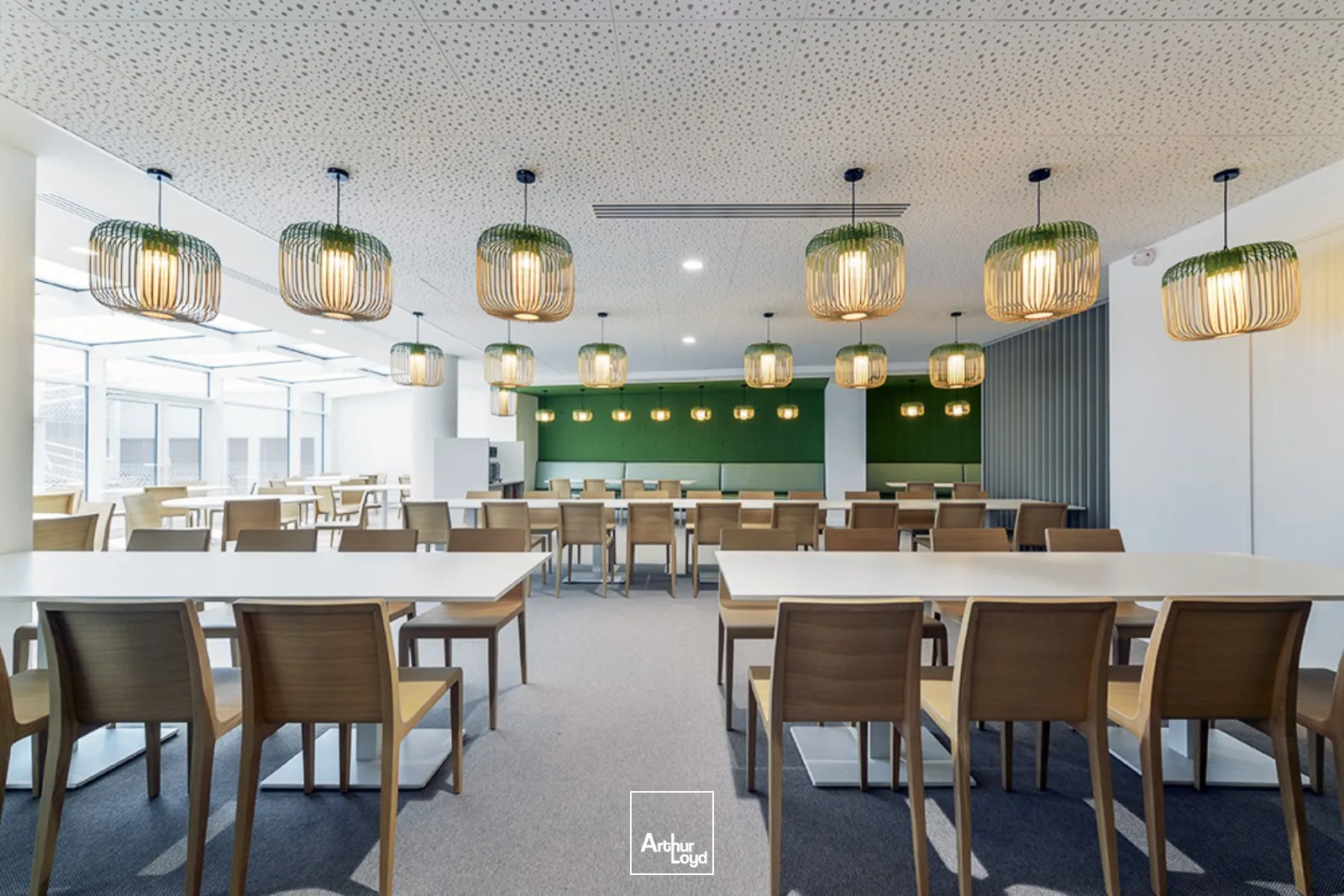 Mozaïk, bureaux lumineux et flexibles dans un immeuble de services, à Rueil sur Seine