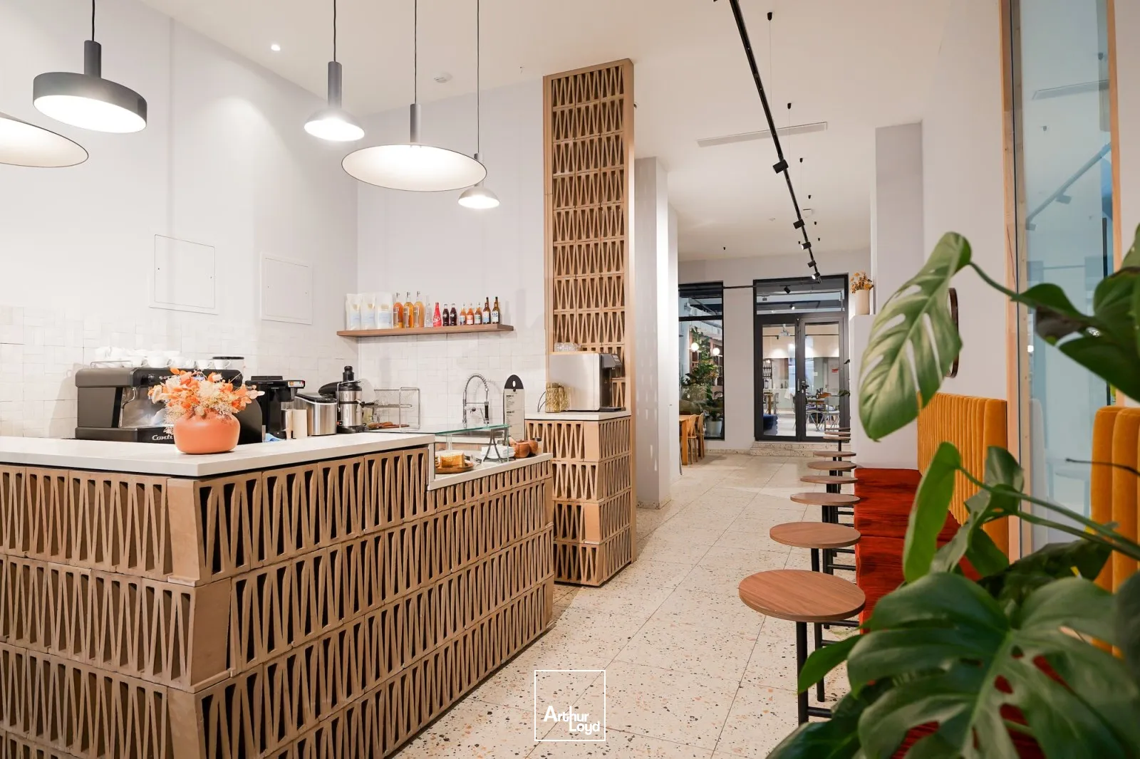 Bureaux A Louer - Morning Petites Ecuries