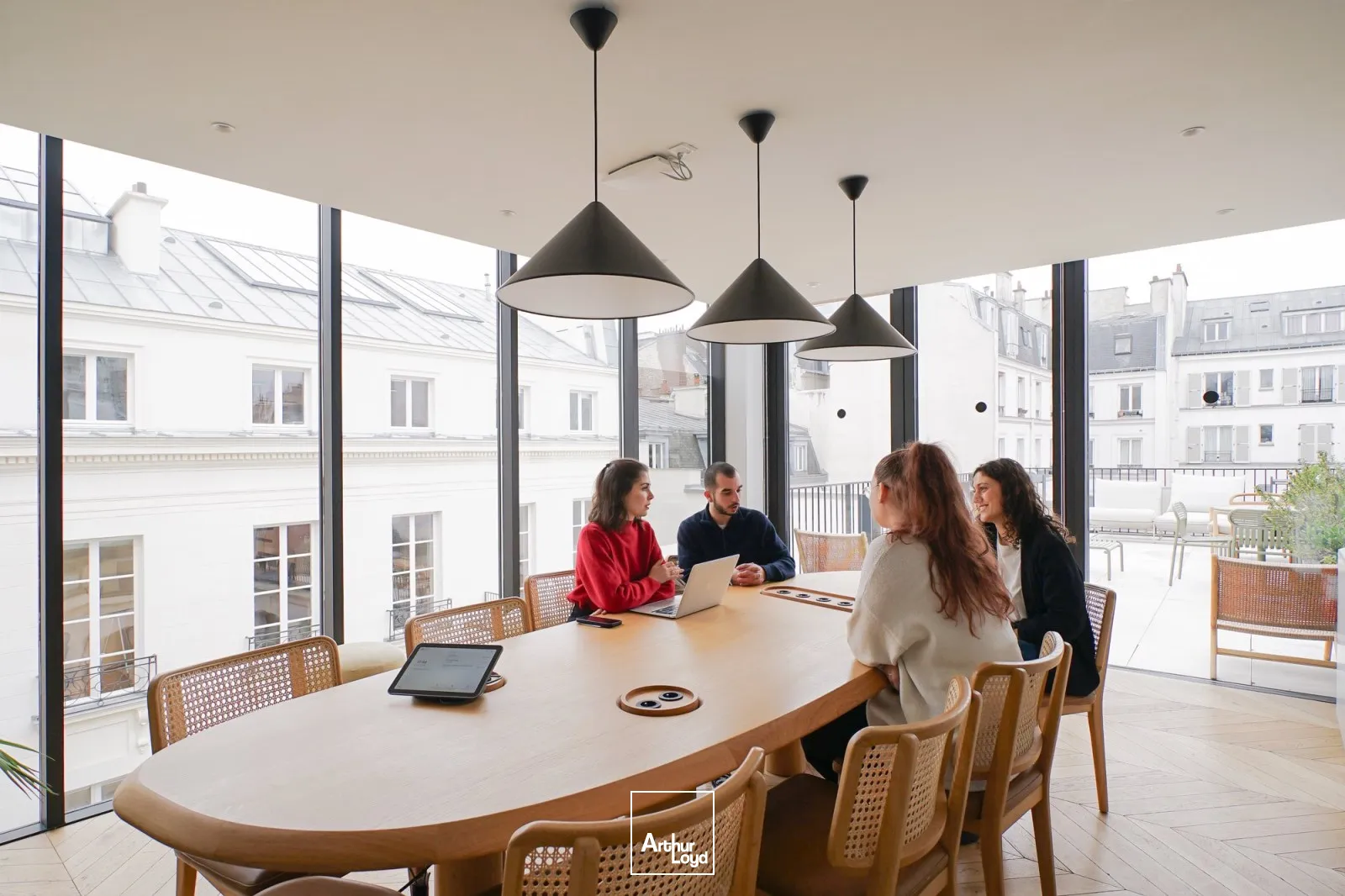 Bureaux A Louer - Morning Petites Ecuries