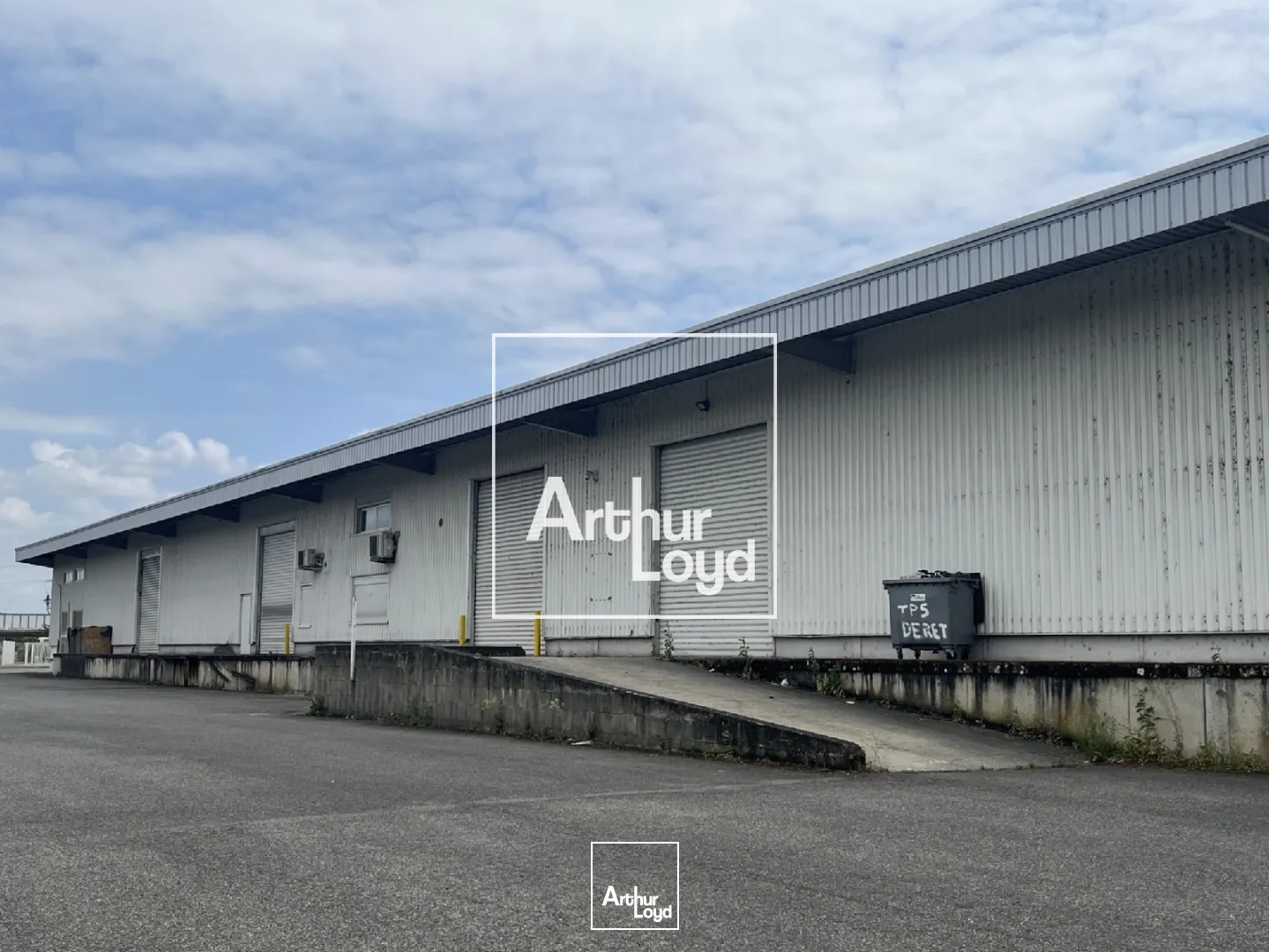 LOCAL D'ACTIVITÉ - À LA LOCATION - PORTET SUR GARONNE