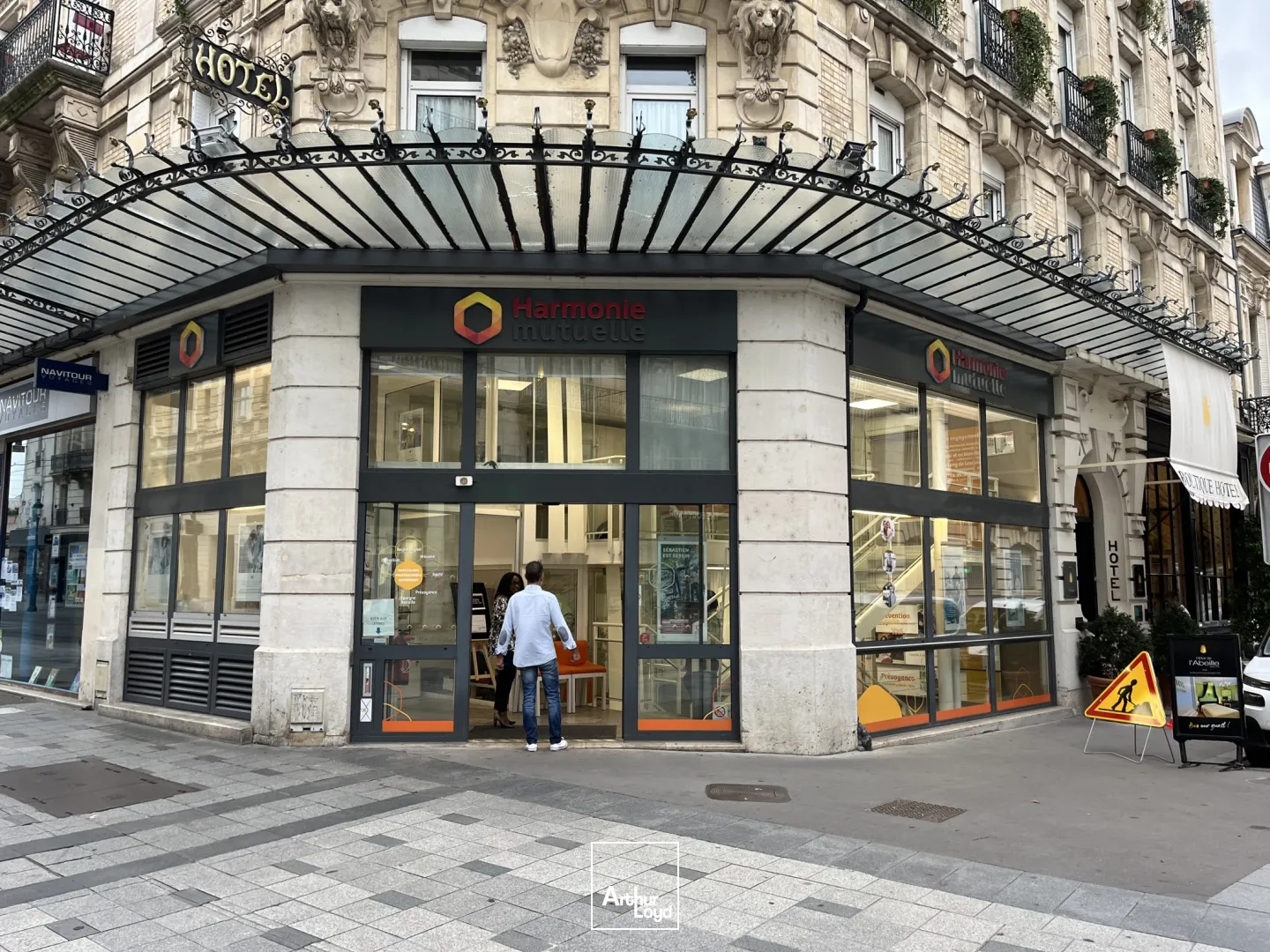 Vente local commercial - rue de la République - Orleans (45) - Emplacement numéro 1 !