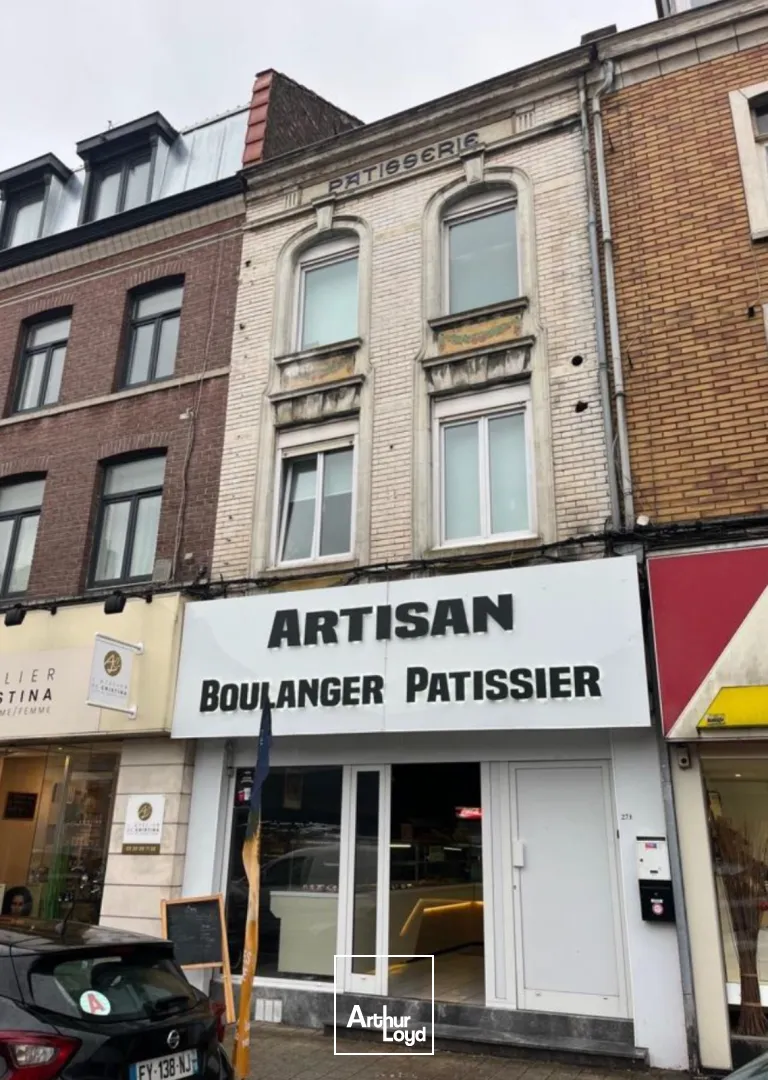 Local commercial à louer Lille Lomme - 131 m² avec extraction possible - Forte visibilité sur axe très passant.