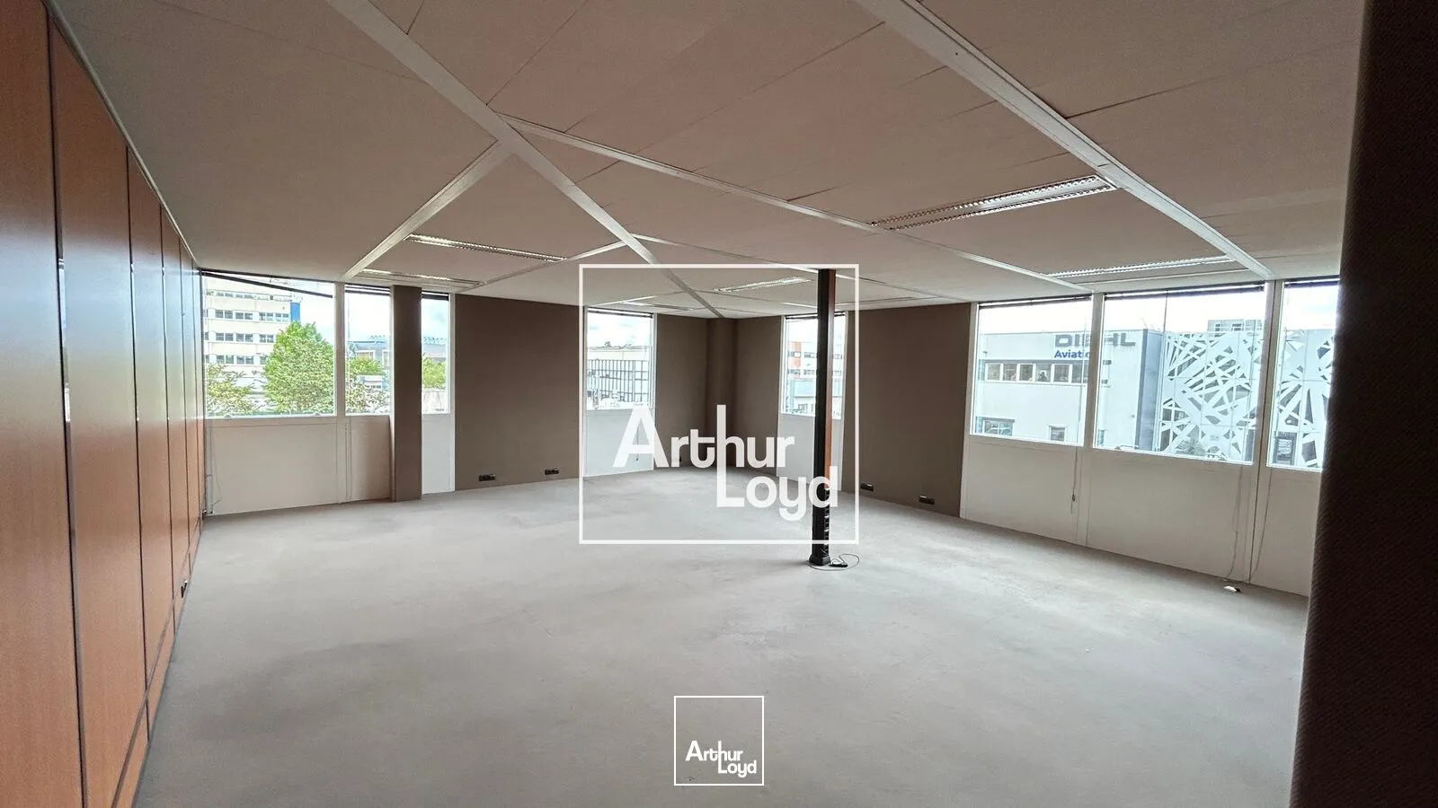 BUREAUX A LOUER - ZONE AERONAUTIQUE COLOMIERS