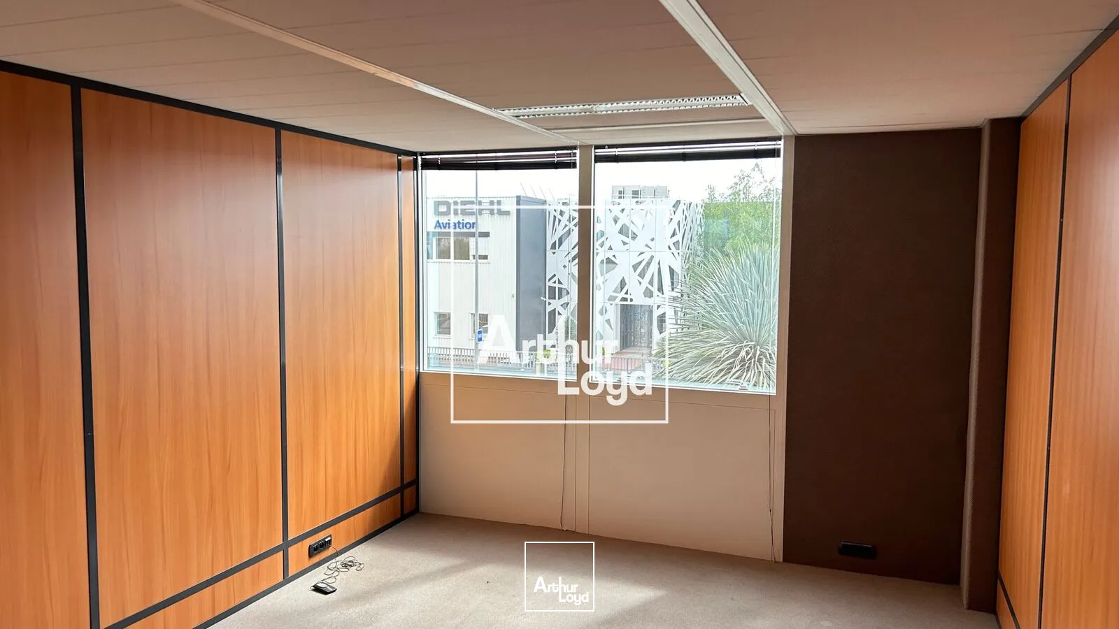 BUREAUX A LOUER - ZONE AERONAUTIQUE COLOMIERS