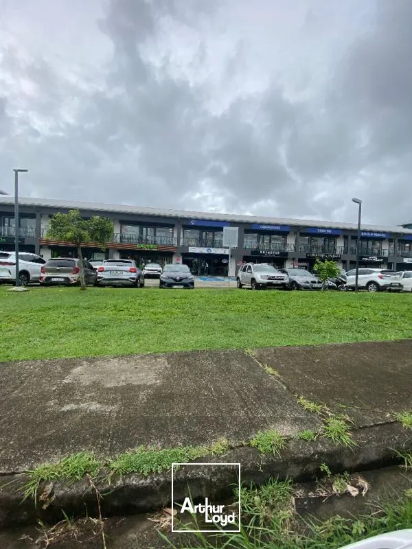 Local commercial 270 m2 Le Lamentin