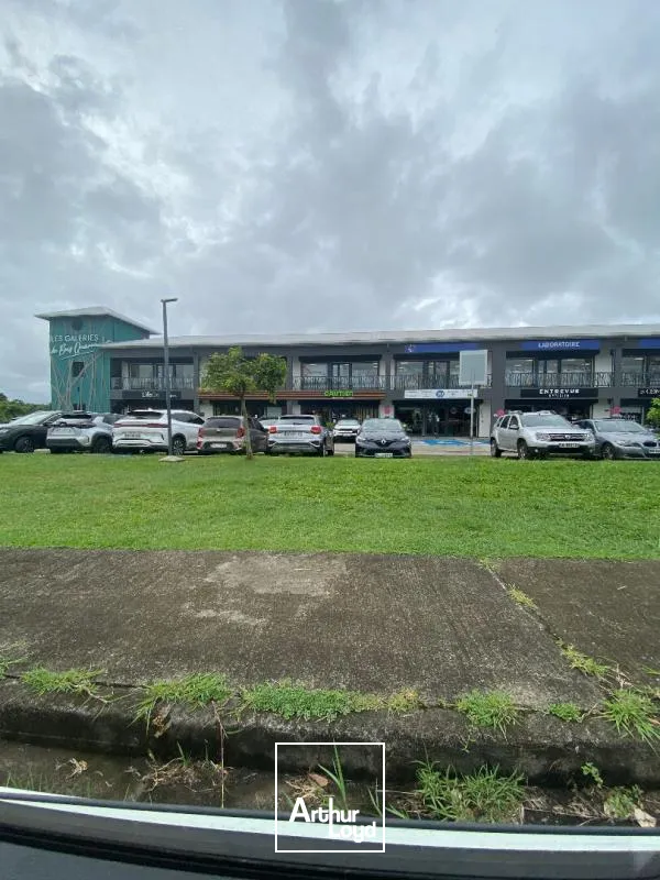 Local commercial 270 m2 Le Lamentin