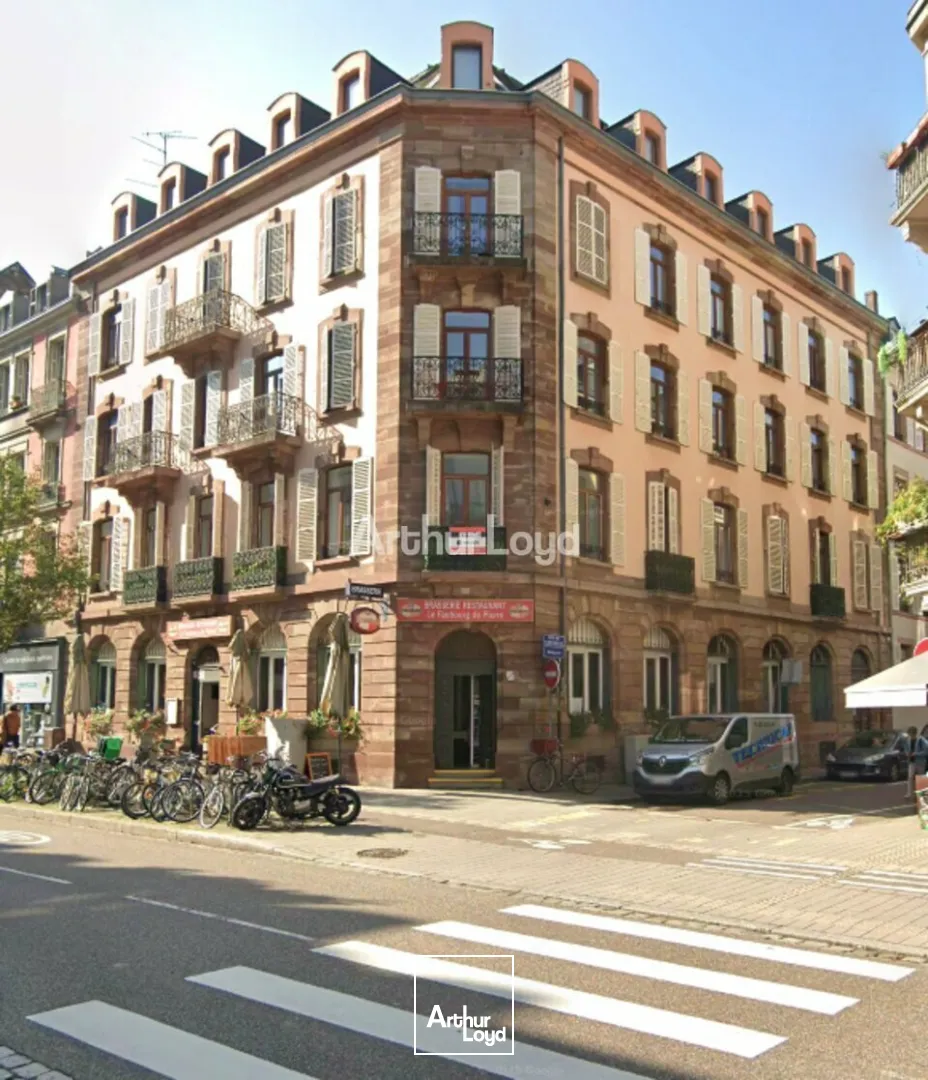 LOCAL COMMERCIAL à VENDRE de 298 m²