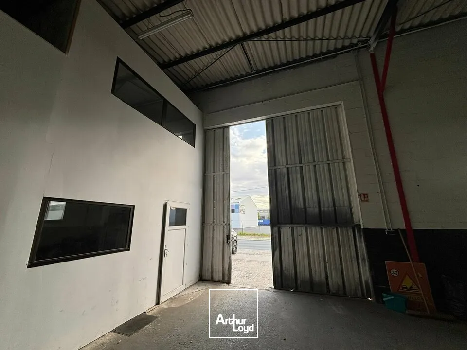 À louer  Local d'activité 230 m²  Zone Acti Sud, La Roche-sur-Yon