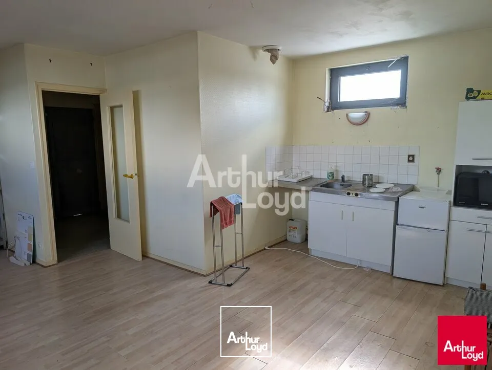 MELESSE - LOCAL COMMERCIAL A VENDRE - 535 M²