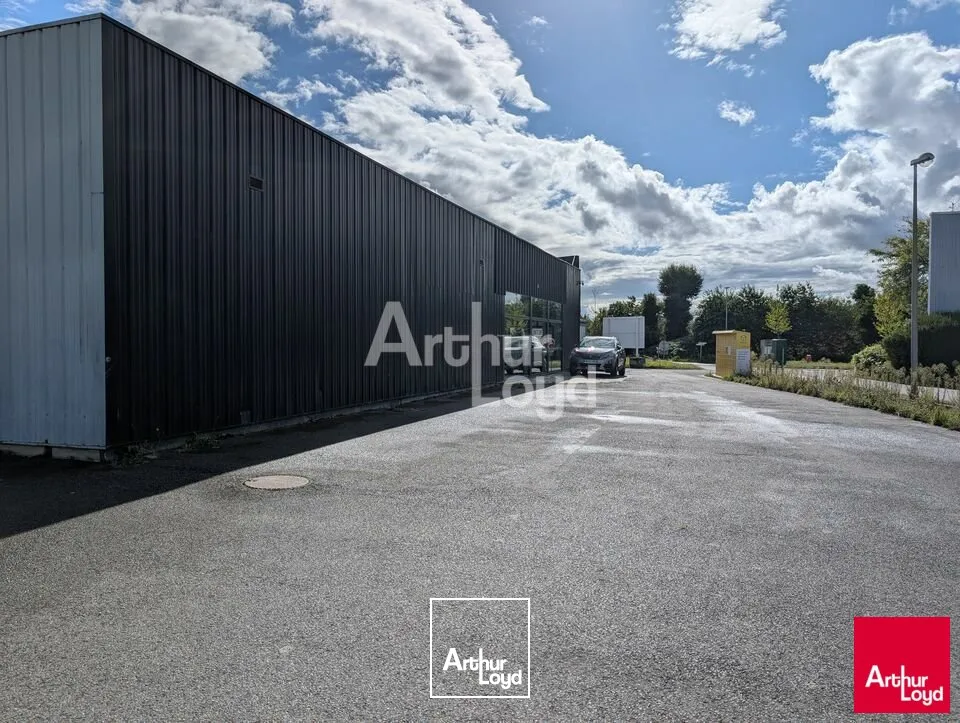 MELESSE - LOCAL COMMERCIAL A VENDRE - 535 M²