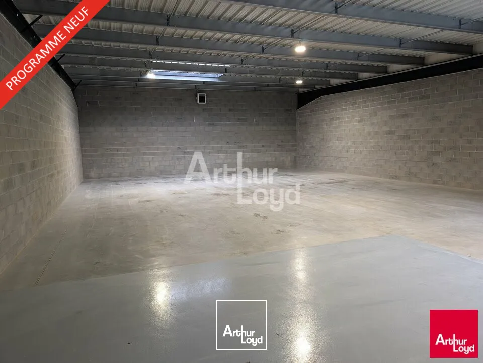 MORDELLES - LOCAL D'ACTIVITE A LOUER - 240 M²