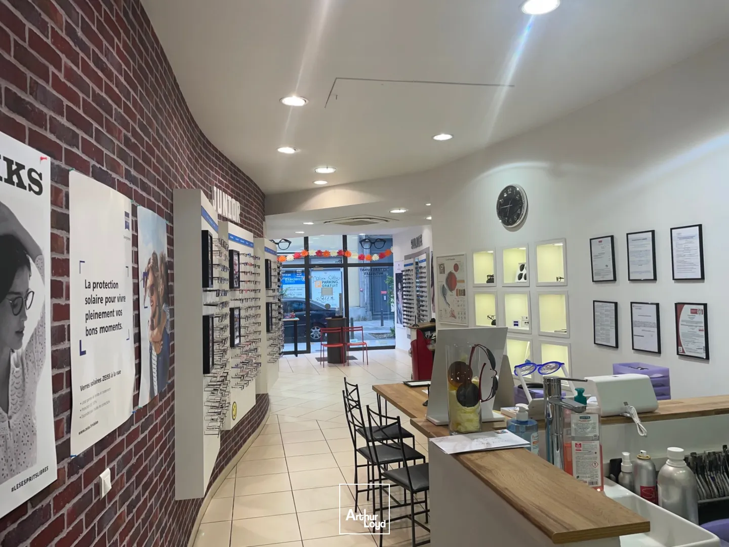 Local commercial à louer ou à vendre Roubaix - 160 m² sur axe passant à fort flux