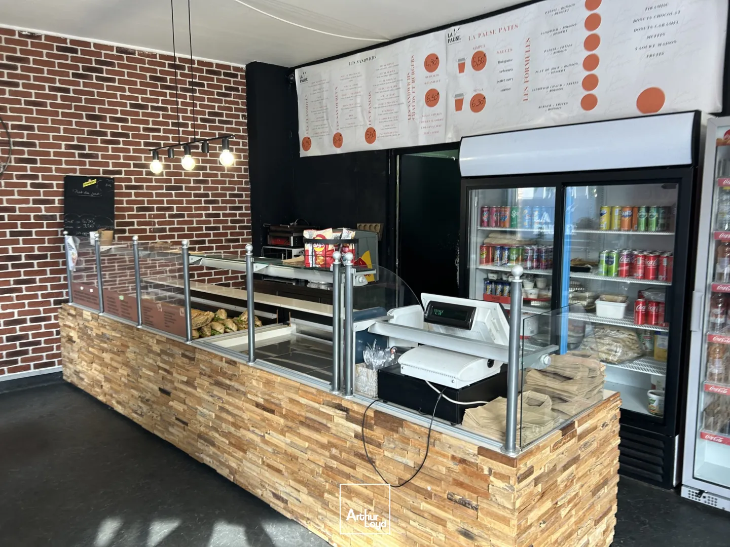 Cession de droit au bail - Local commercial à louer idéalement situé dans le quartier dynamique d'Euratechnologies à Lille