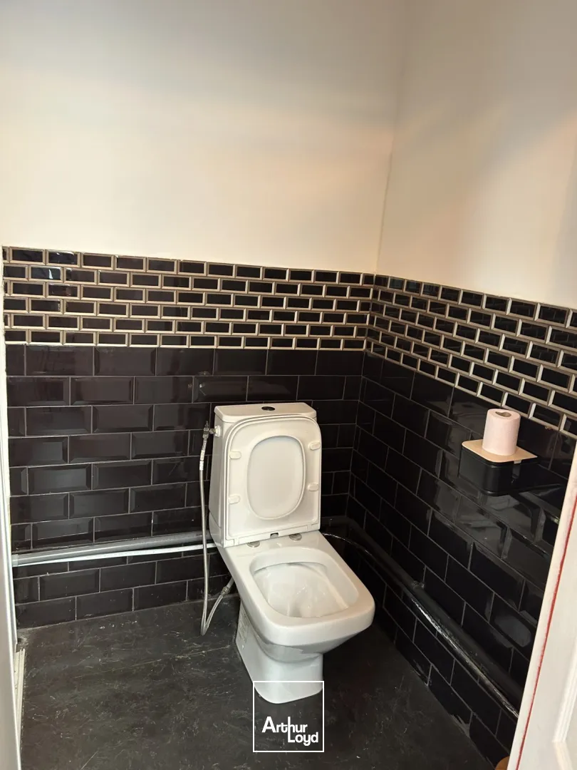 Cession de droit au bail - Local commercial à louer idéalement situé dans le quartier dynamique d'Euratechnologies à Lille