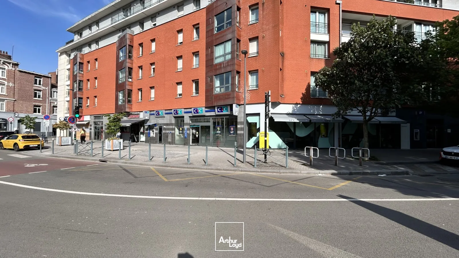 Local commercial à louer à La Madeleine - Emplacement stratégique avec fort passage