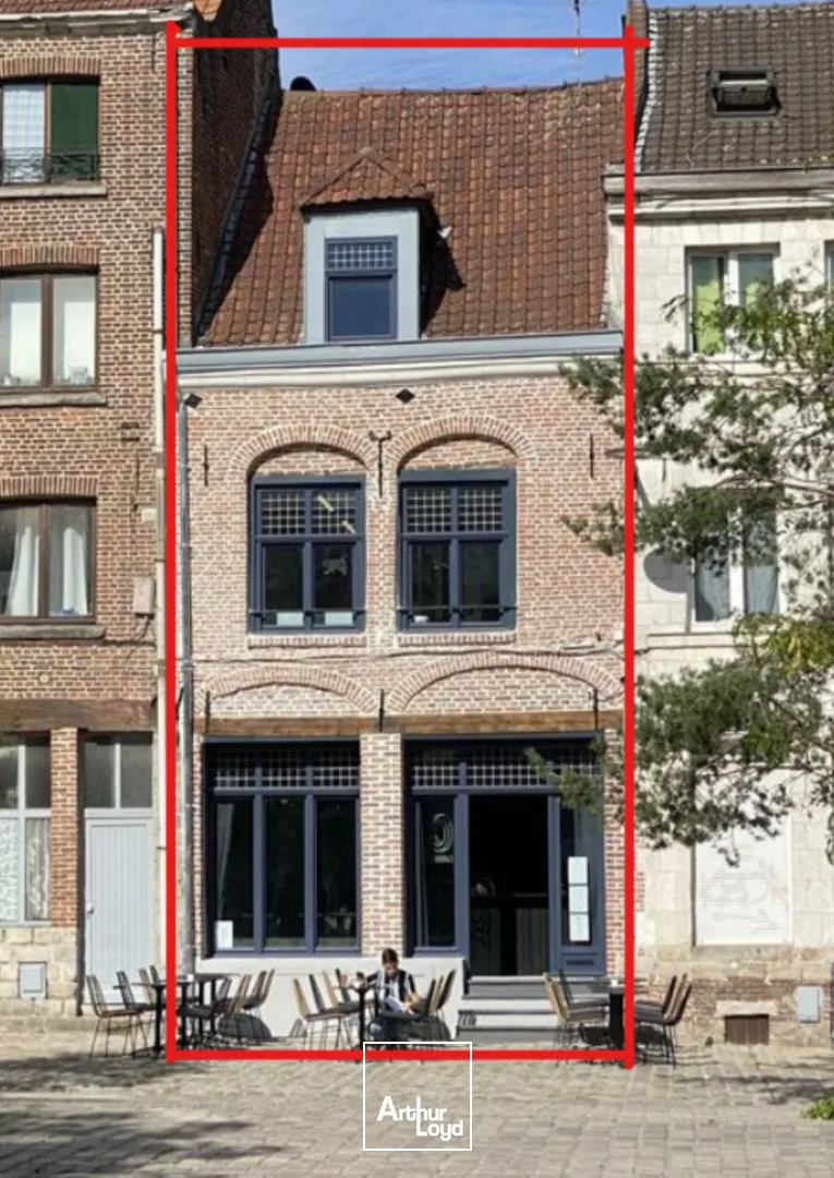 Local commercial 170 m² à louer ou à vendre - Emplacement premium face Gare Lille Flandres