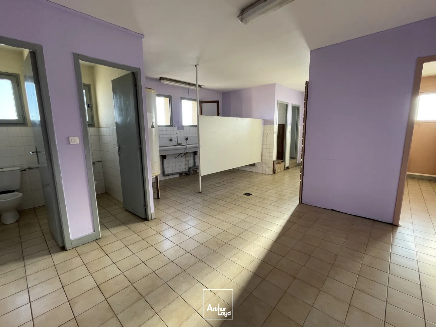 Locaux d'activité à vendre à NAGEL SEEZ MESNIL 27190