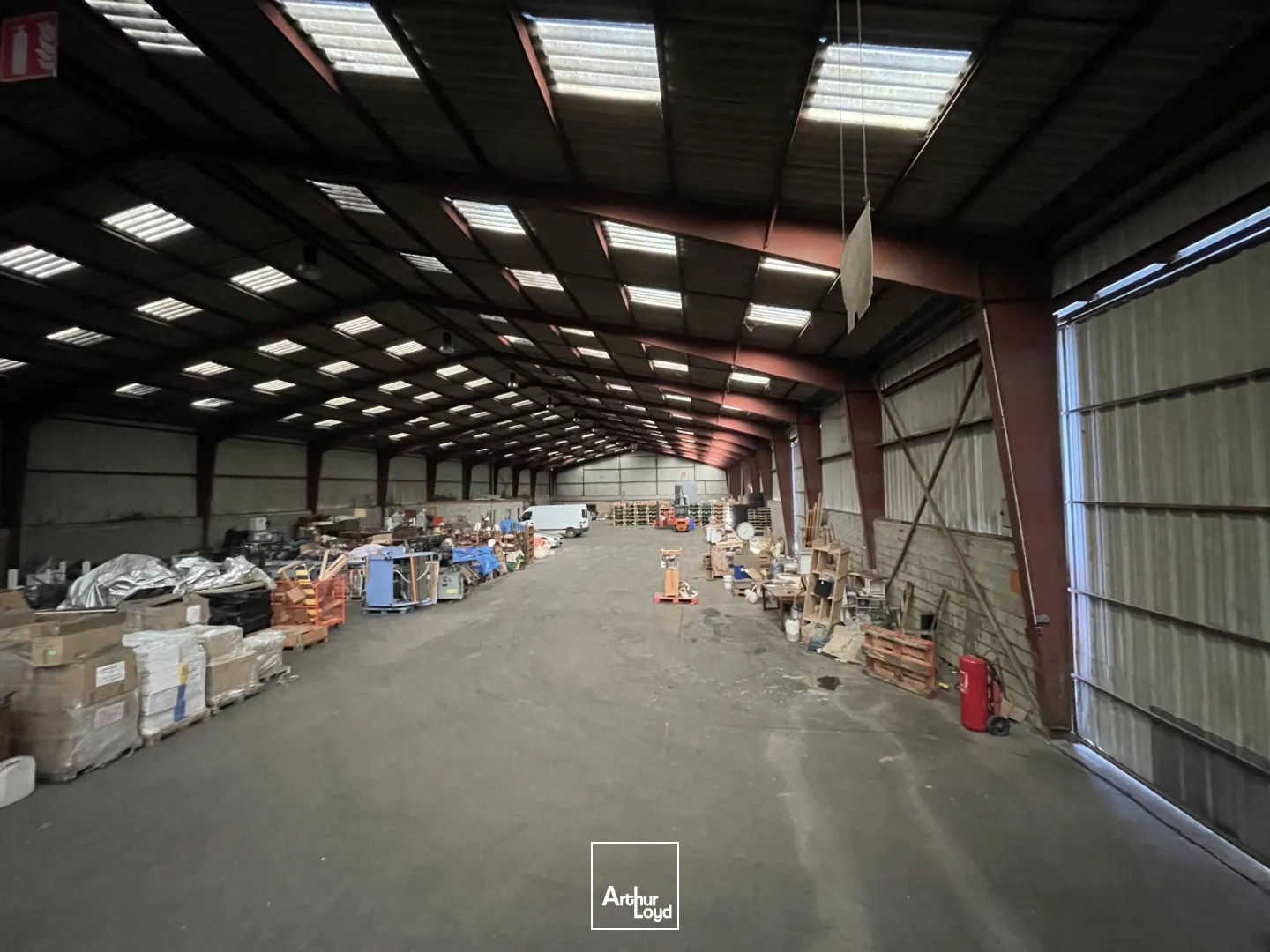 Locaux d'activité à vendre à NAGEL SEEZ MESNIL 27190