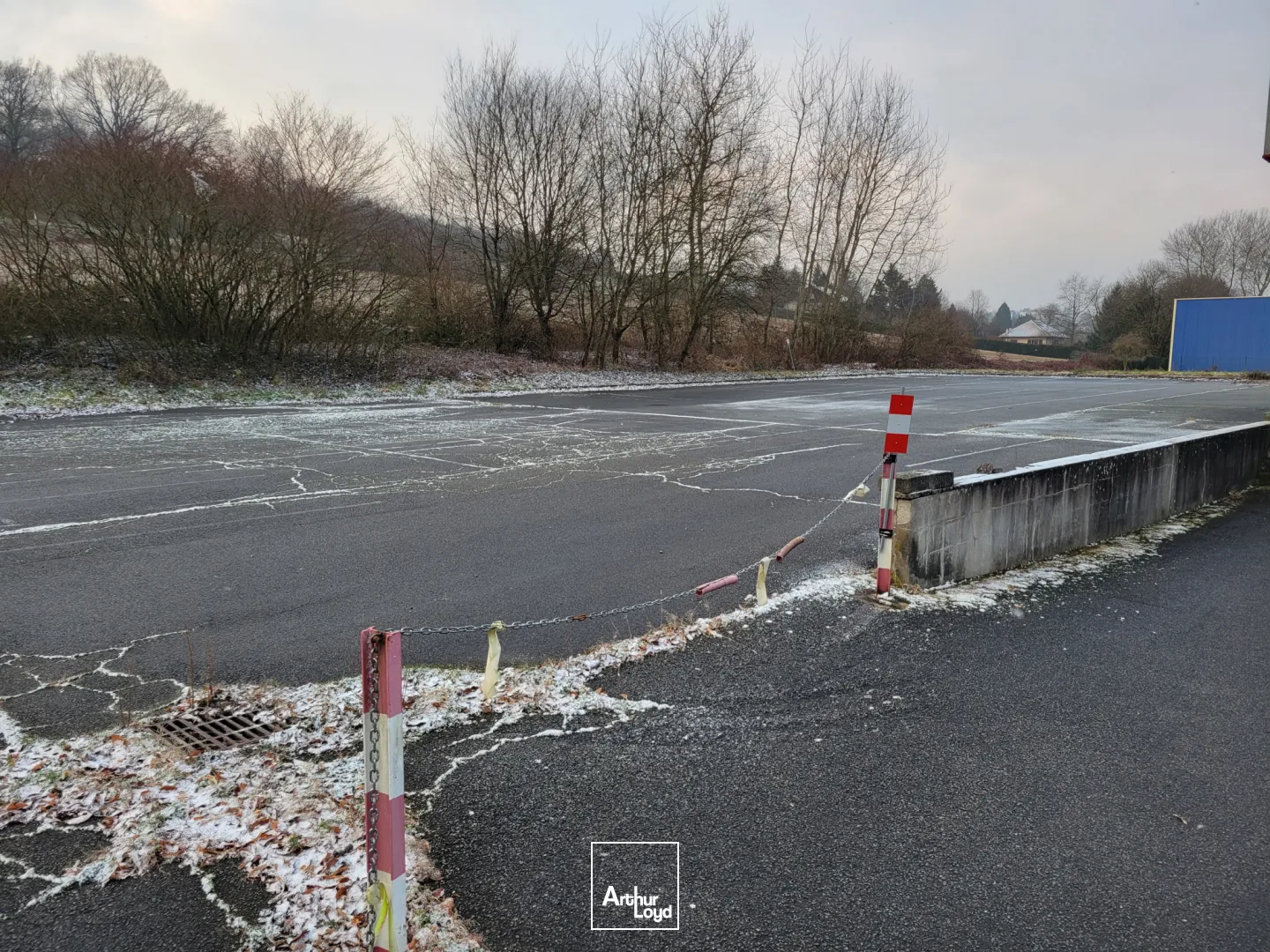 Vends ensemble immobilier zone Technoland