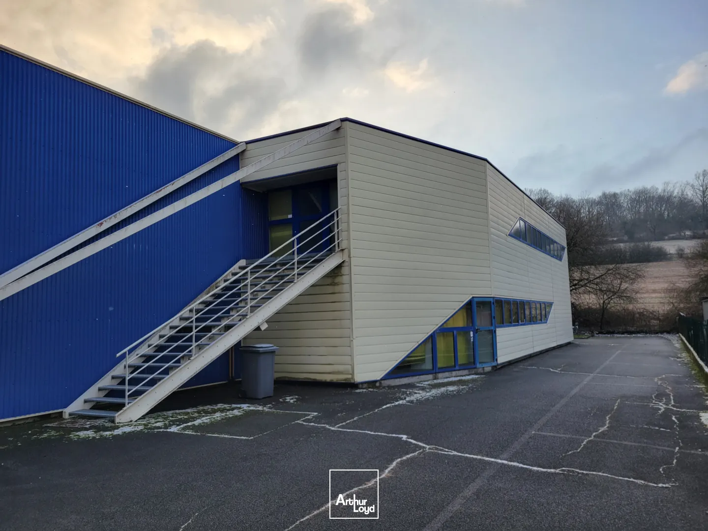 Bâtiment industriel/local d'activités à vendre à Technoland