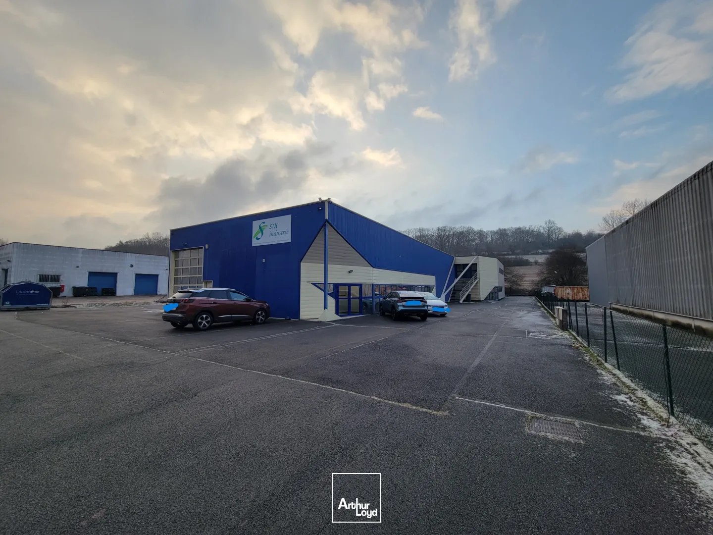 Bâtiment industriel/local d'activités à vendre à Technoland