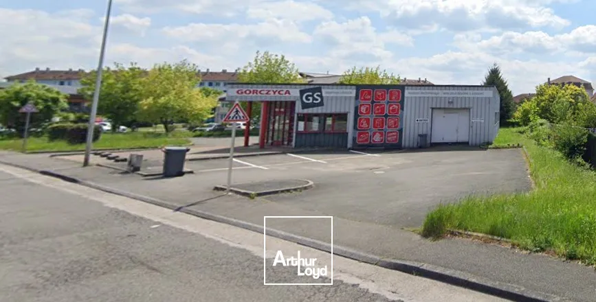 Vends bâtiment 320m2 à TAILLECOURT