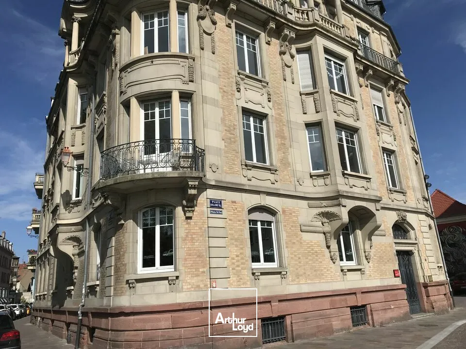 BUREAUX à LOUER de 183 m²