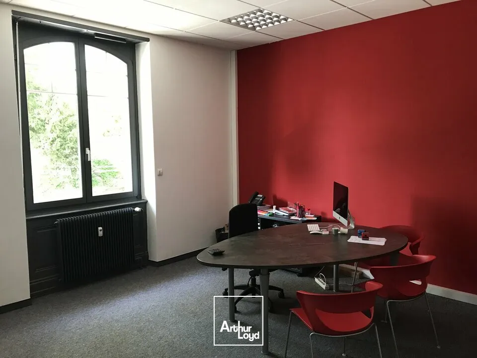 BUREAUX à LOUER de 183 m²