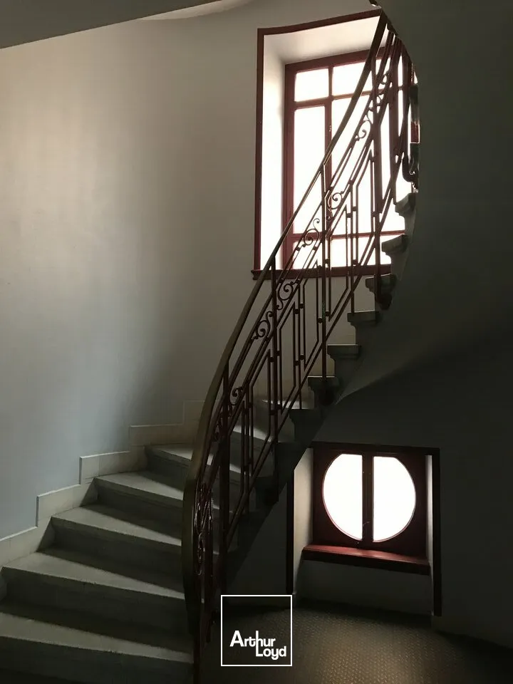 BUREAUX à LOUER de 183 m²