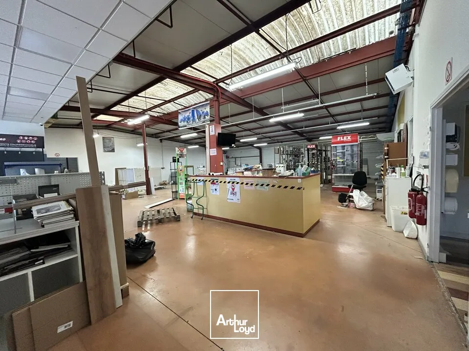 A VENDRE local d'activité zone Chalonnaise 