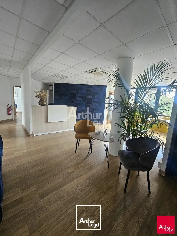 Angers Lac de Maine bureau individuel de 10 m² à louer, tout compris 