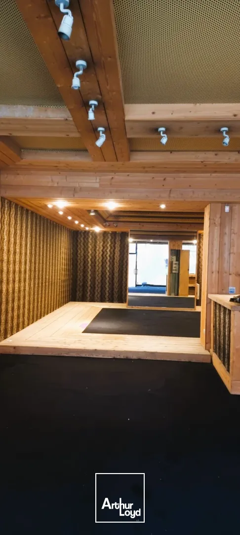 Emplacement n°1 bis - local commercial à Amiens