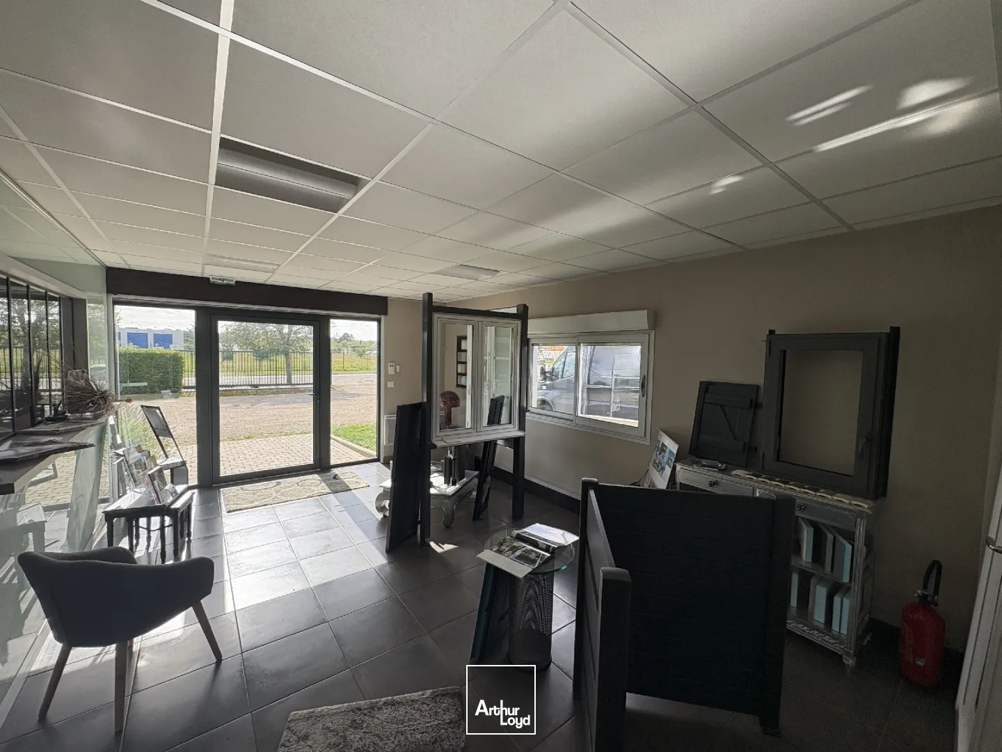 Bâtiment à vendre 550 m2 à Dry près d'Orléans - Loiret (45)