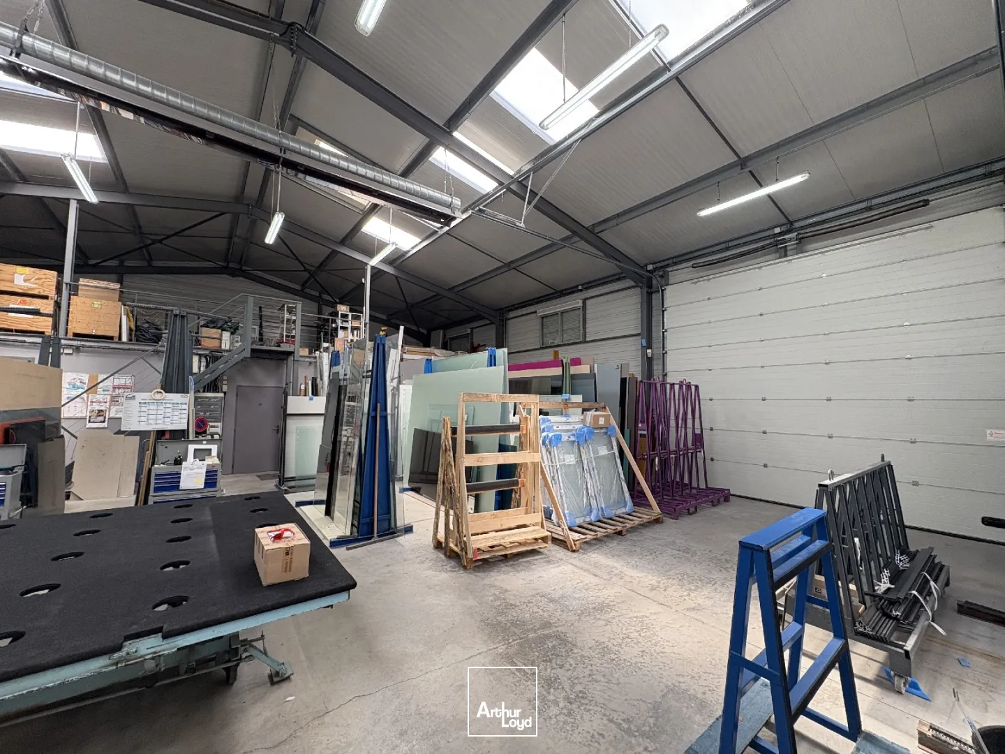 Bâtiment à vendre 550 m2 à Dry près d'Orléans - Loiret (45)