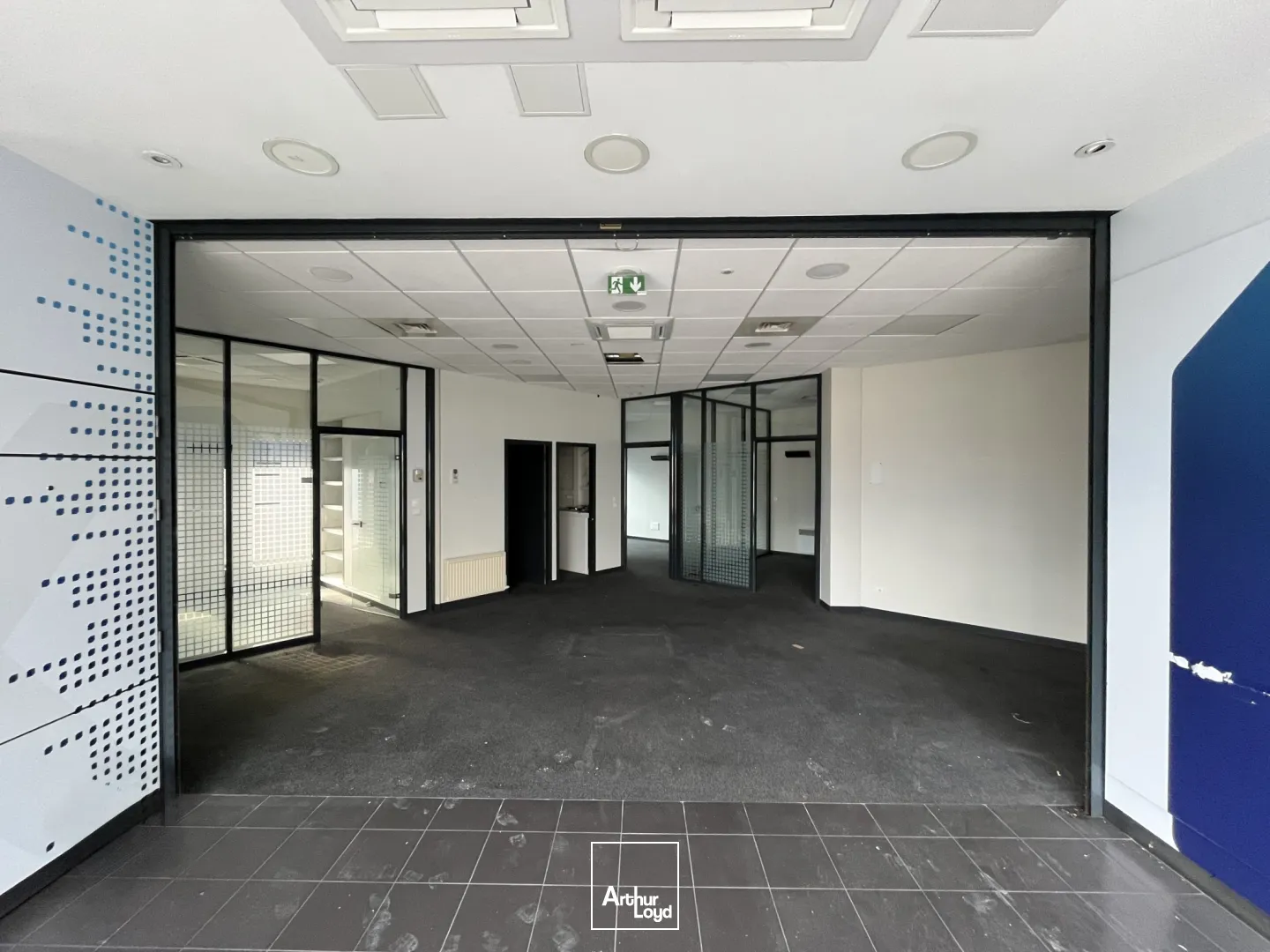 Local à louer 182 m2 excellente visibilité à Chalette Sur Loing, proche Montargis (45)