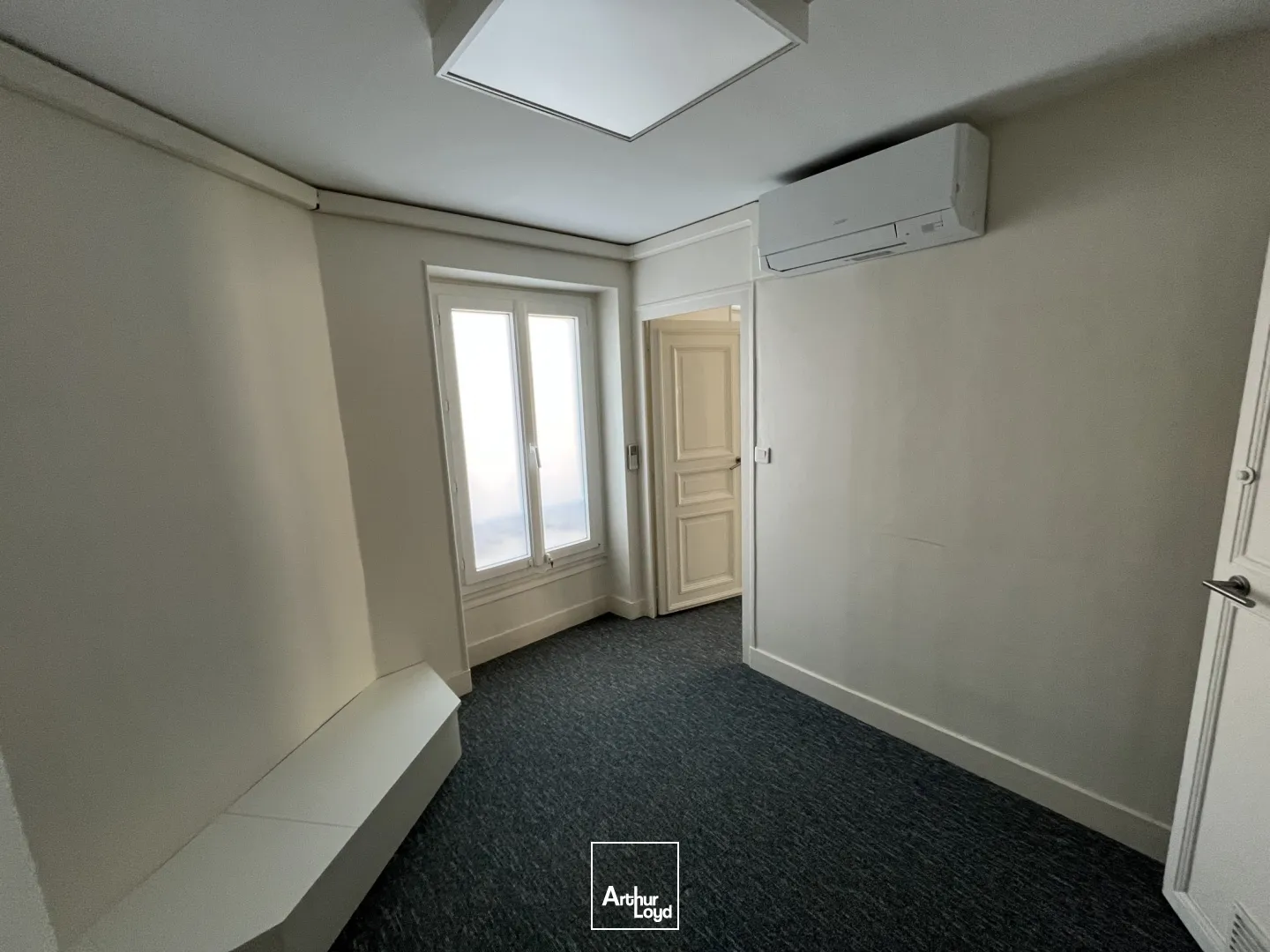 Bureaux à louer proche de la médiathèque à Orléans 88 m2 