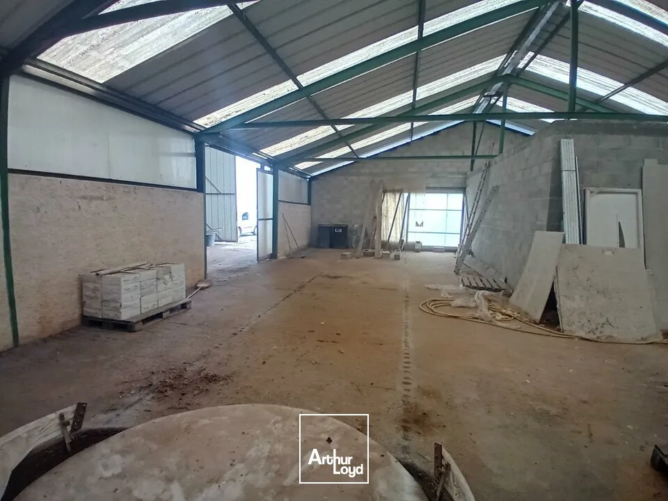 A vendre entrepôt Gergy-Axe passant