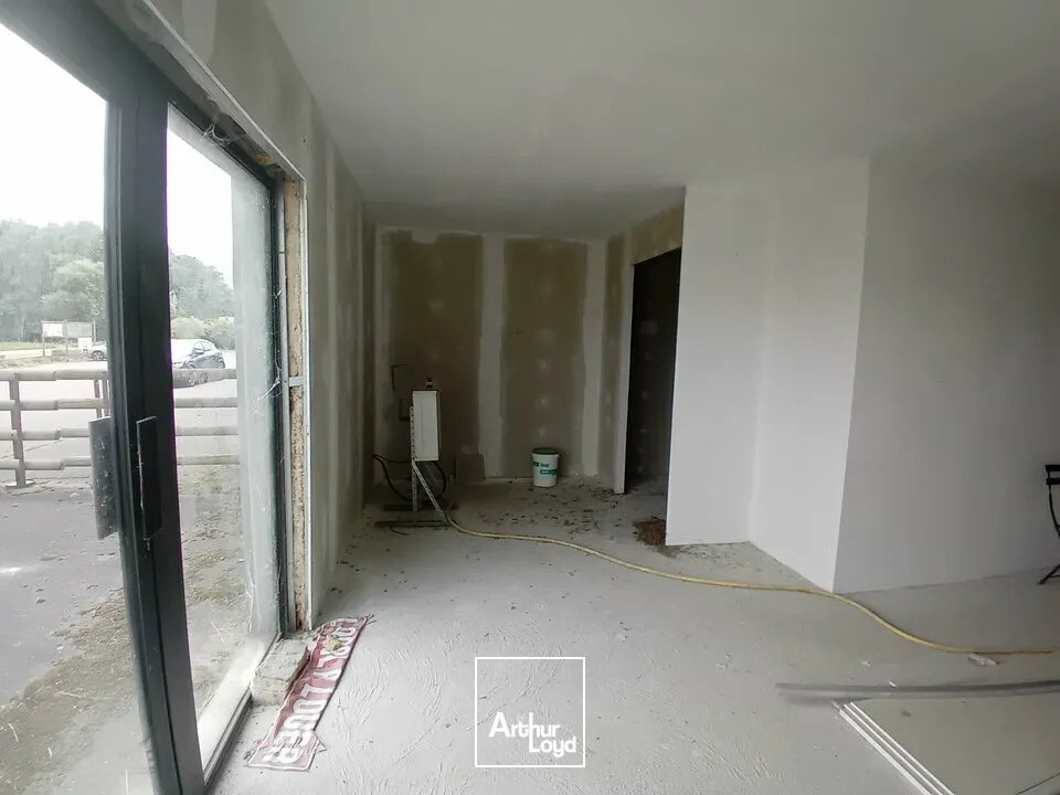 A vendre entrepôt Gergy-Axe passant