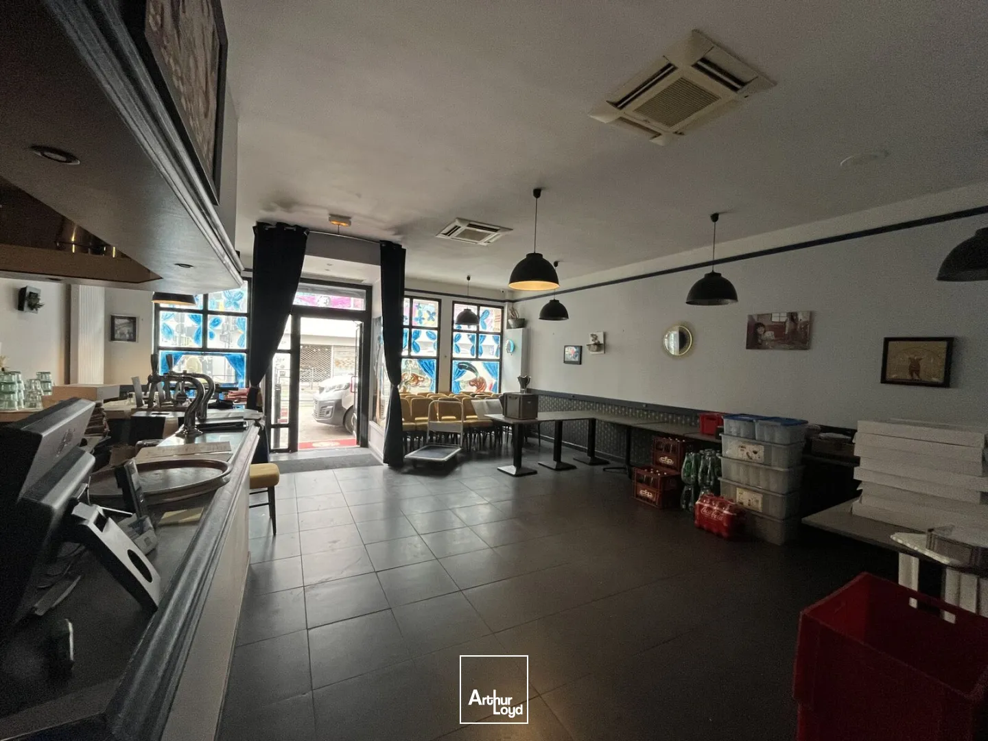 A LOCAL COMMERCIAL - RESTAURANT - CENTRE-VILLE DE SAINT-QUENTIN 