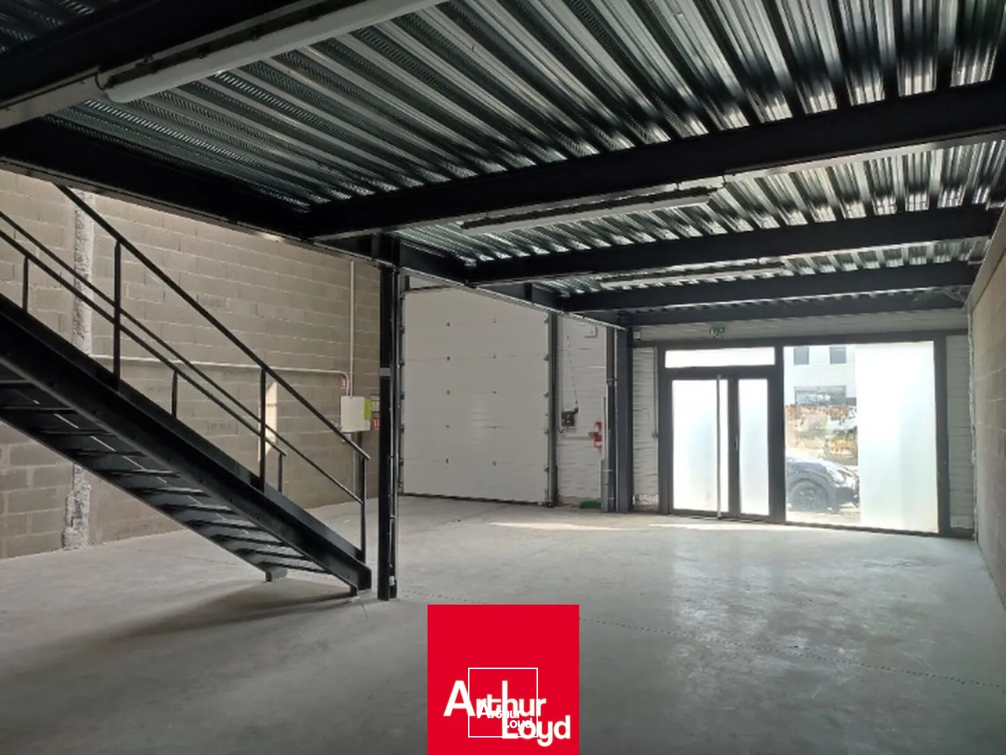 A louer - GENAY - local d'activité