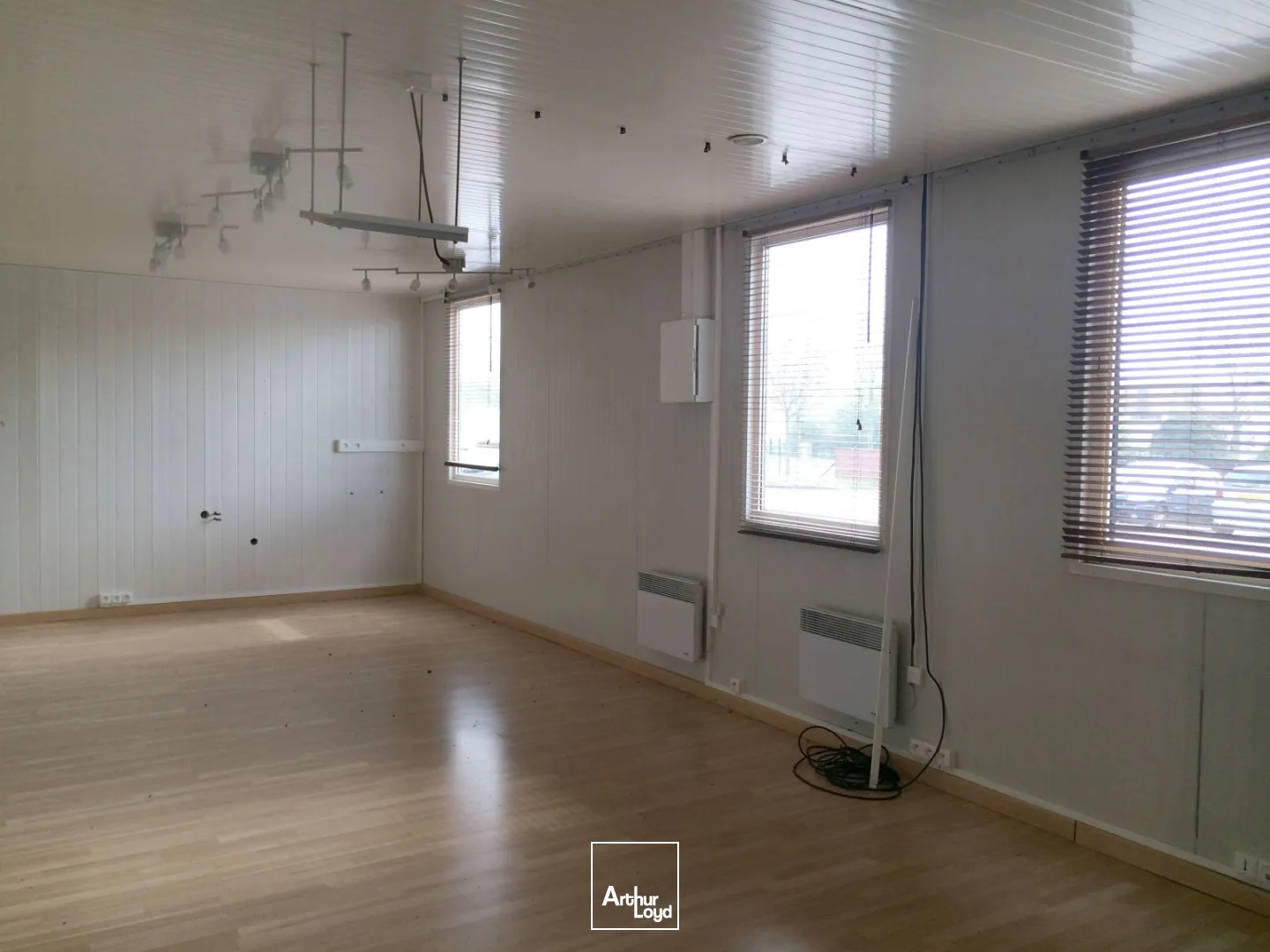 Entrepôt froid messagerie - quais - A1